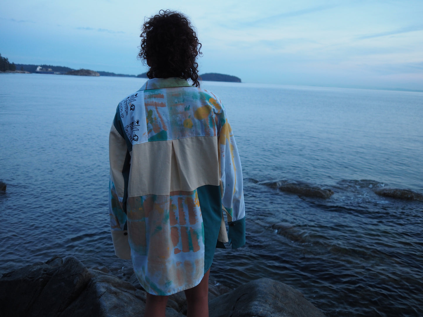 Waves Button Down