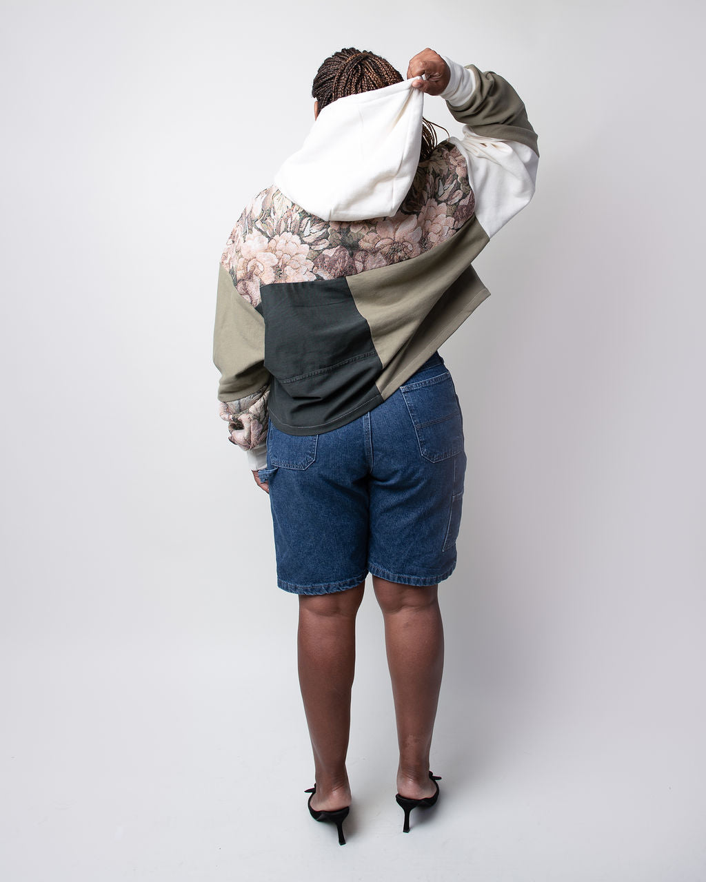 Tapestry Garden Cropped Hoodie