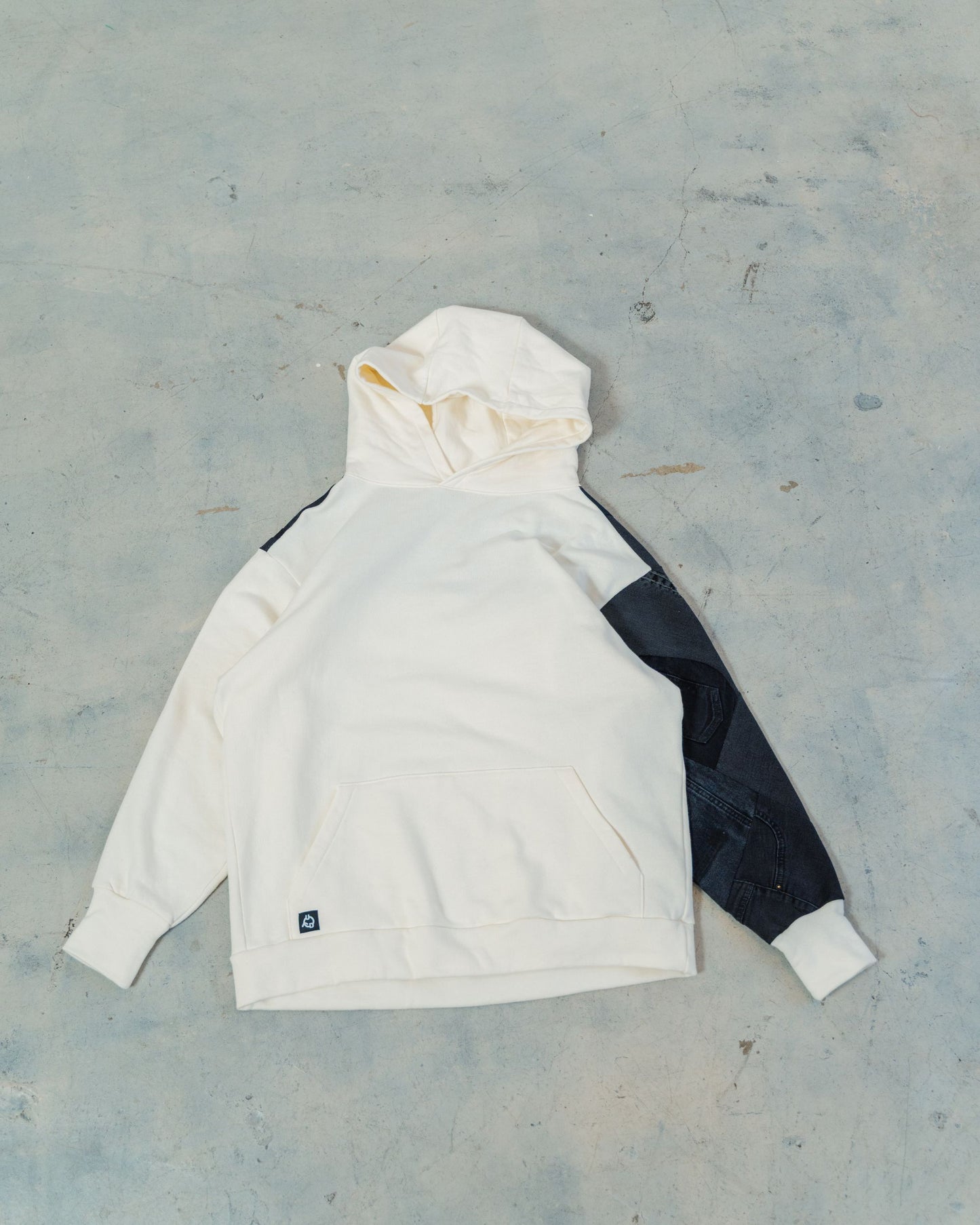 White & Black Denim Patchwork Sleeve Hoodie L