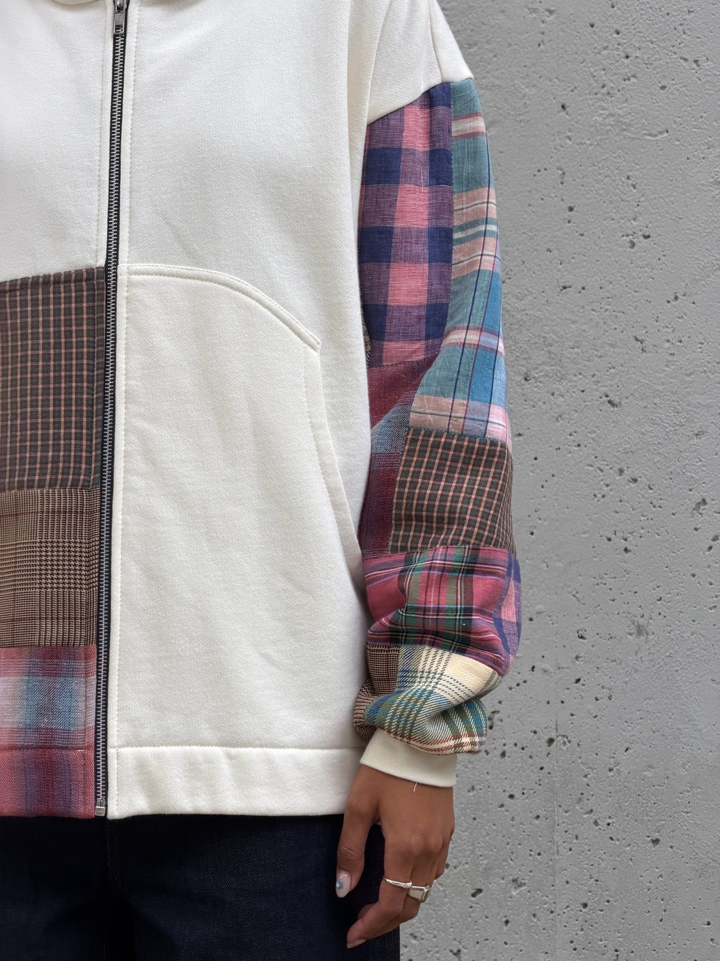White & Plaid Sleeve Organic Cotton Zip Hoodie M
