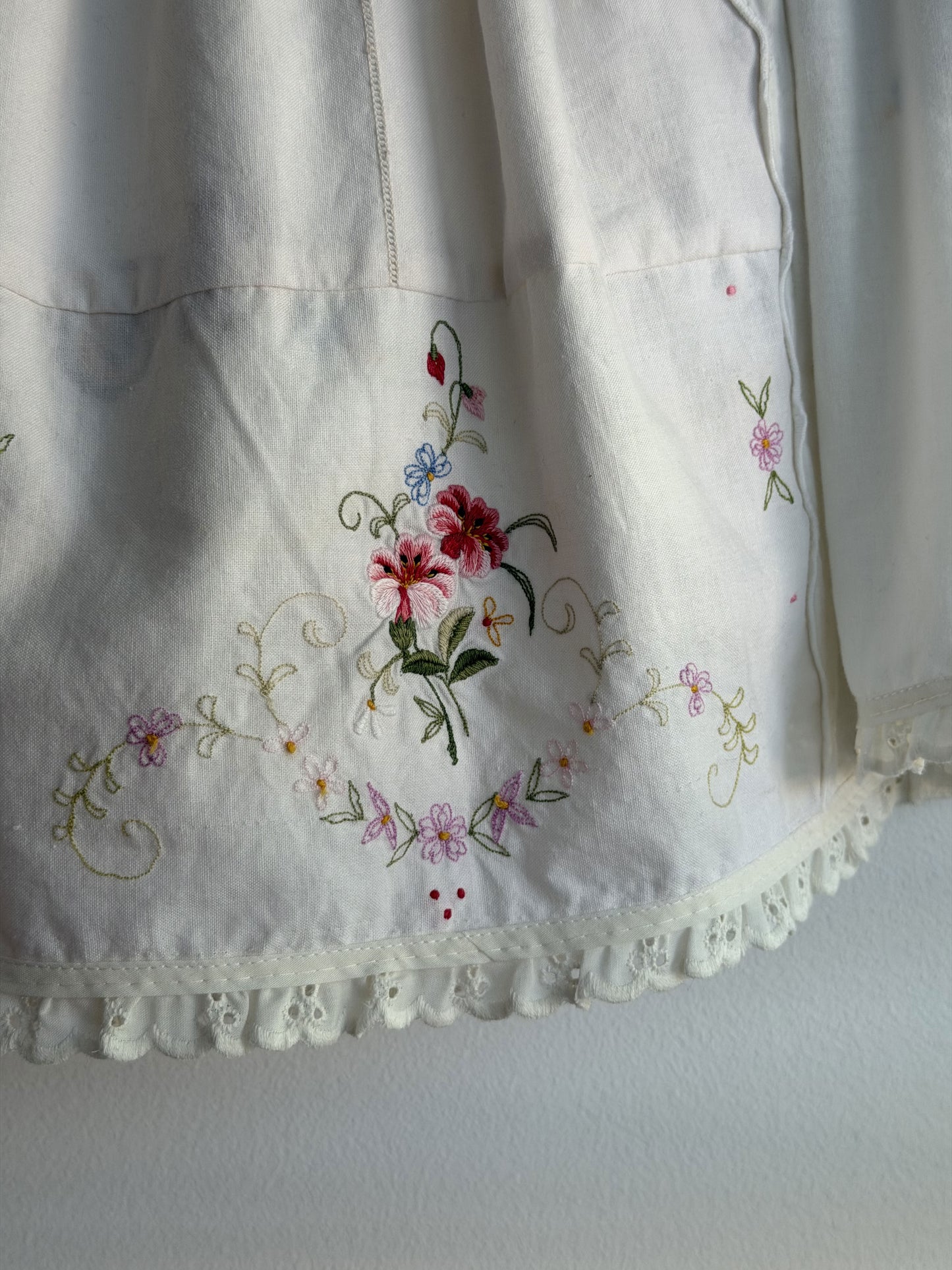 White Vintage Embroidery Picnic Top