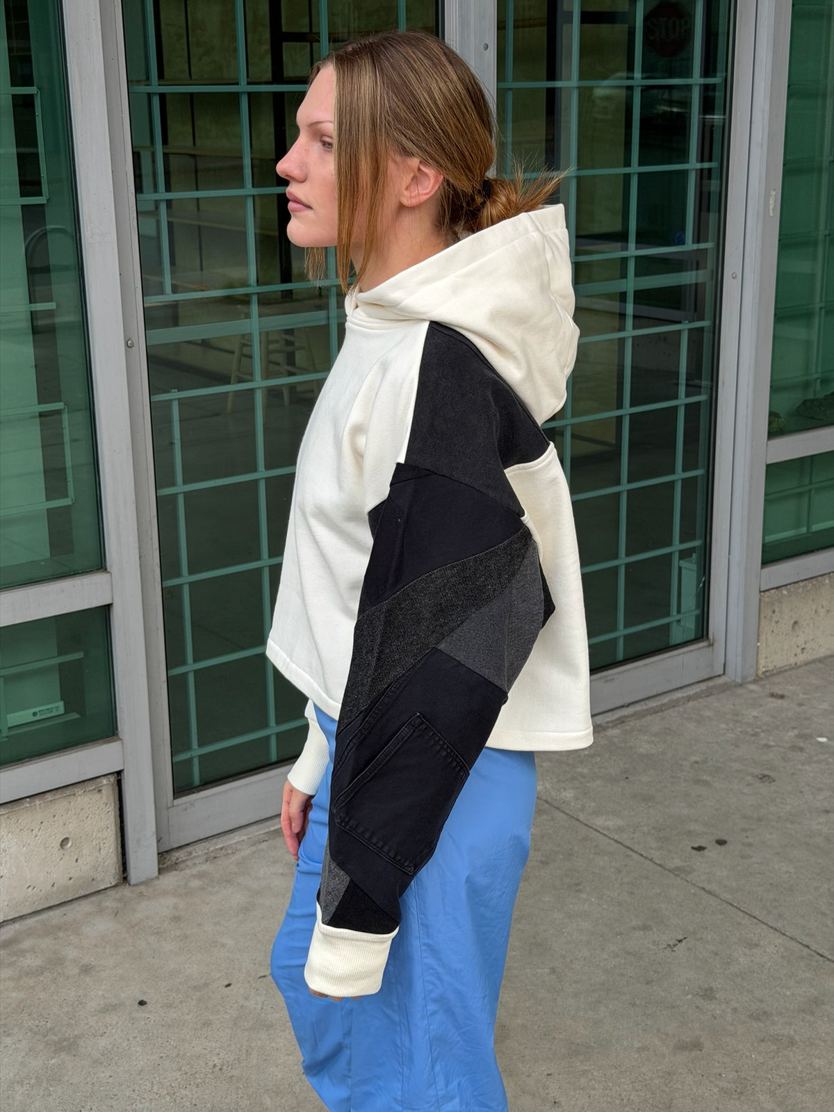 White & Black Denim Sleeve Cropped Hoodie – Cotton Mix, Size M