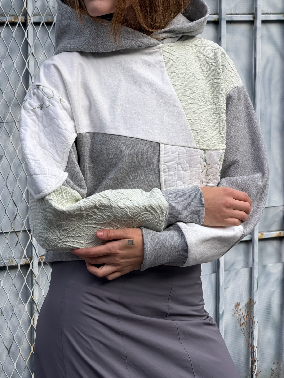 Grey & Green Patchwork Cropped Hoodie – Cotton Mix, Size M