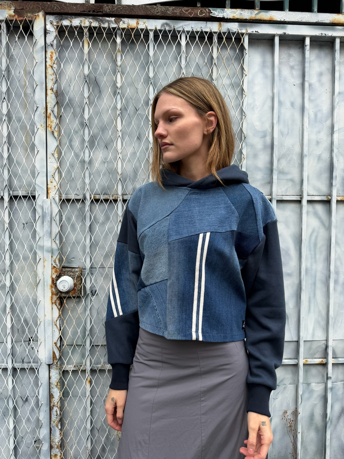 Navy & Blue Denim Patchwork Cropped Hoodie – M