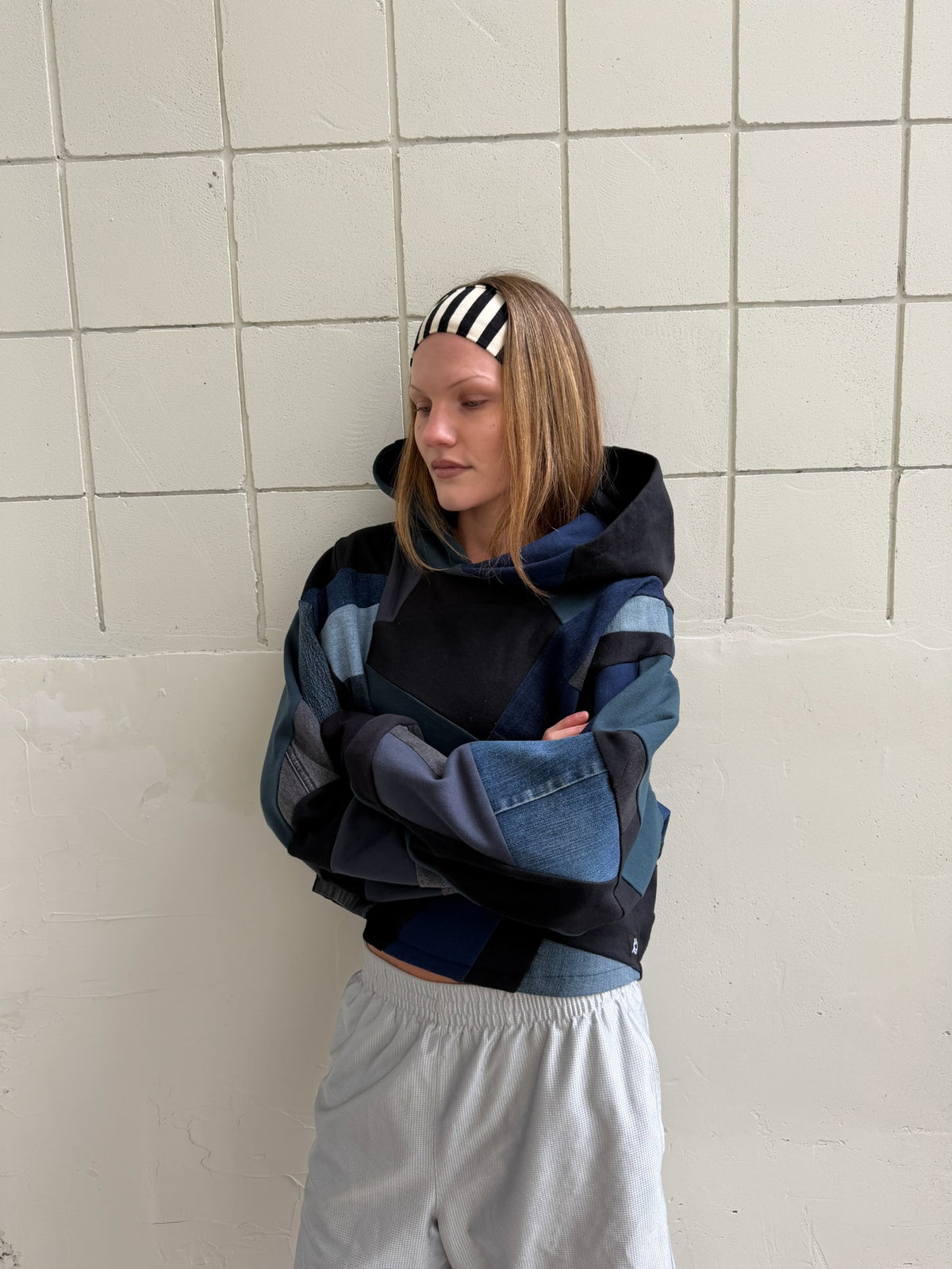 Black & Blue Cropped Hoodie Scrapwork size L