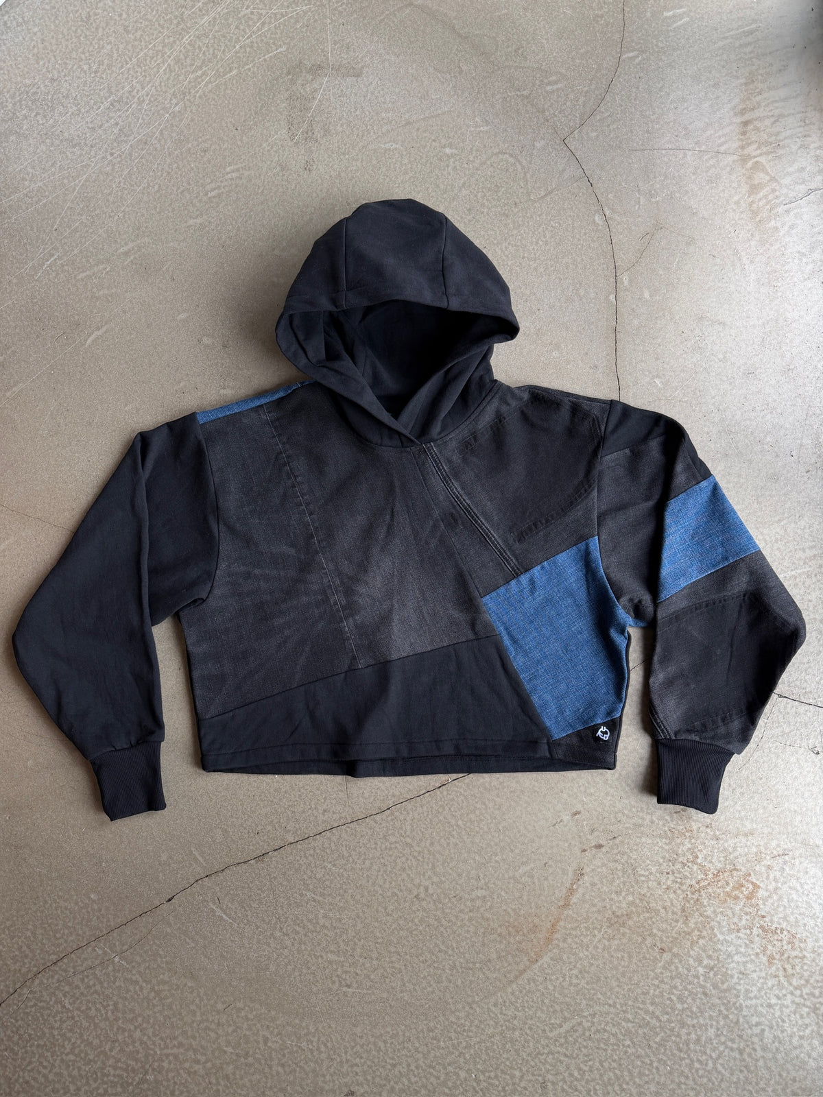 Black & Blue Denim Patchwork Cropped Hoodie – Cotton Mix, Size L