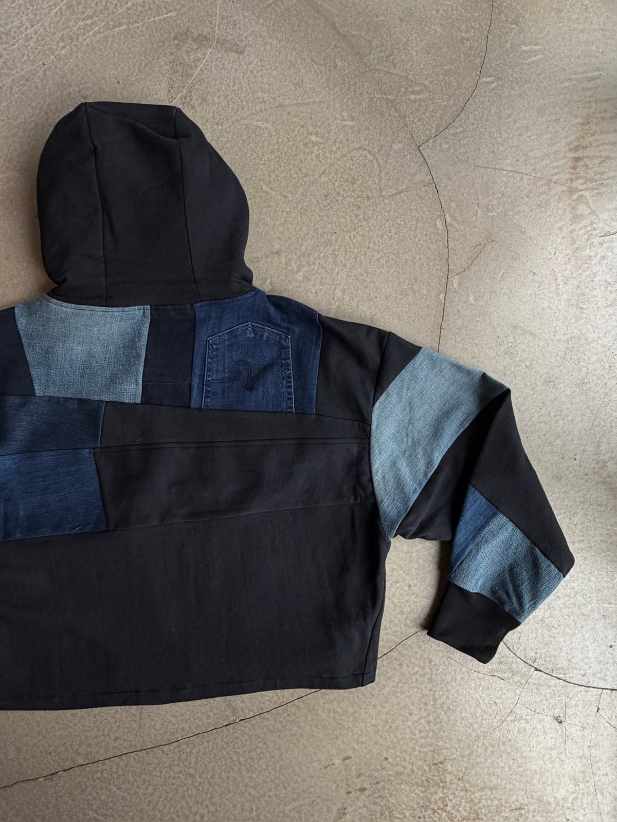 Black Multi Scrapwork Cropped Hoodie – Cotton, Size XXL
