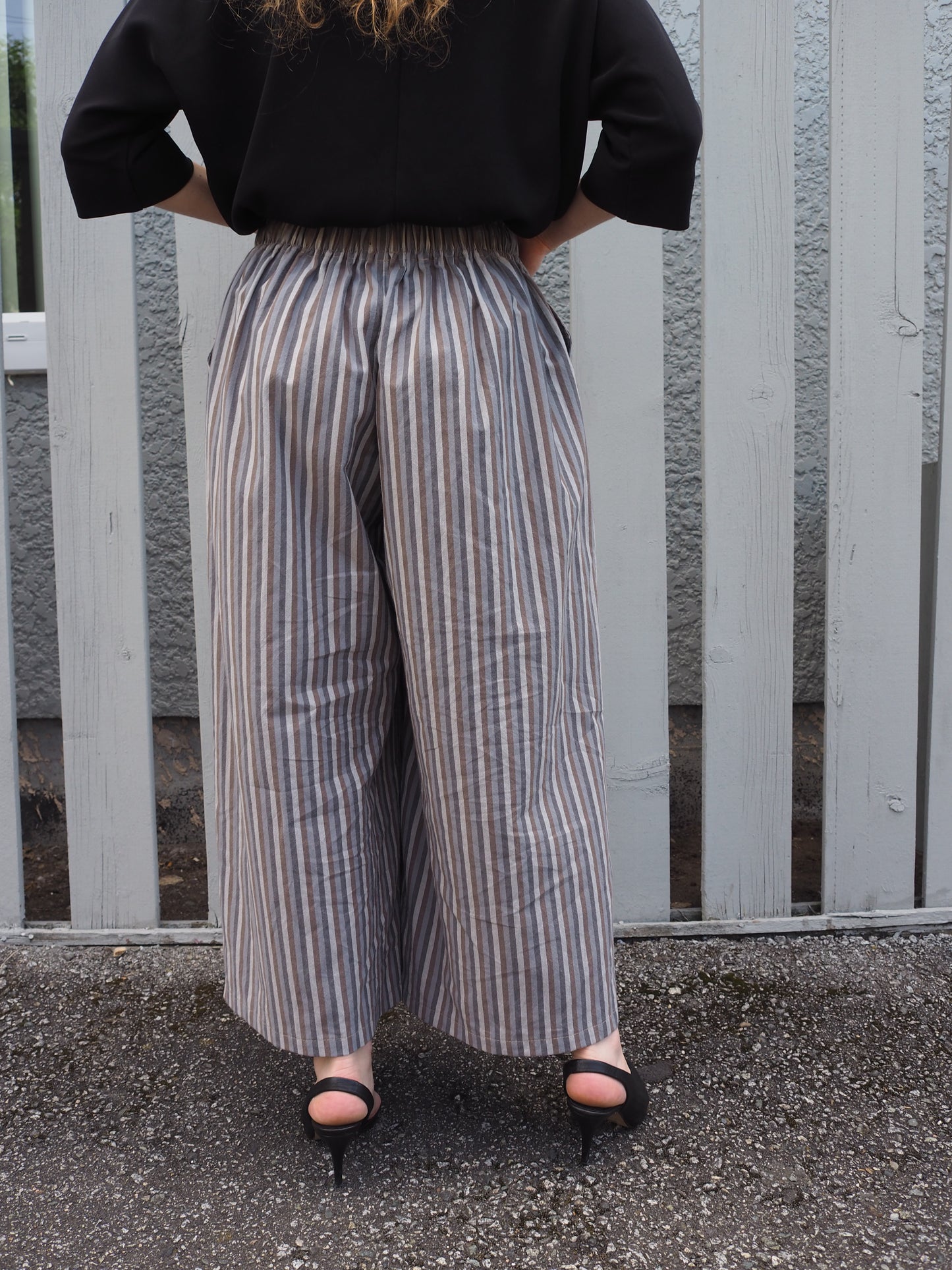 Comfy Stripes Wide Leg Pant M