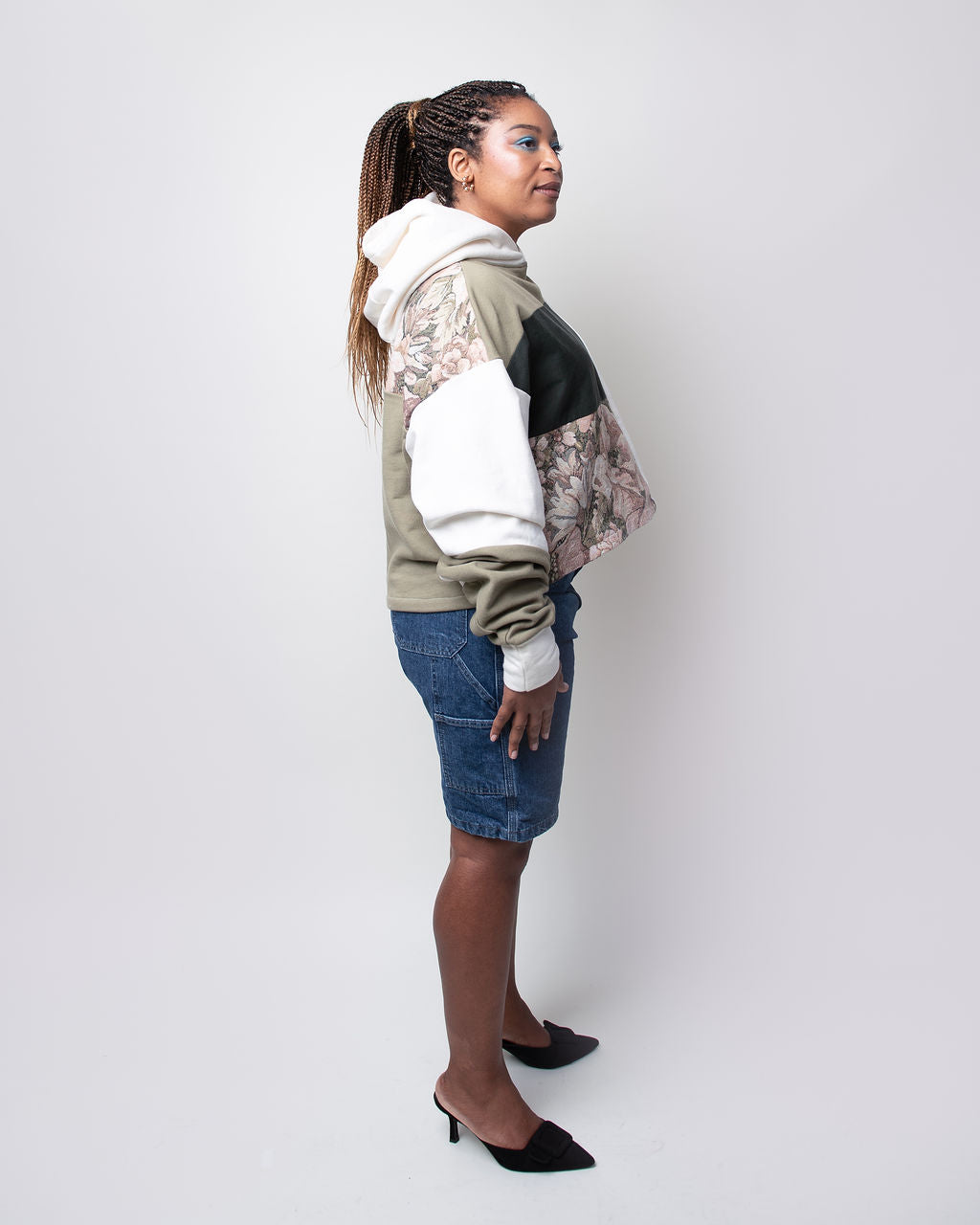 Tapestry Garden Cropped Hoodie